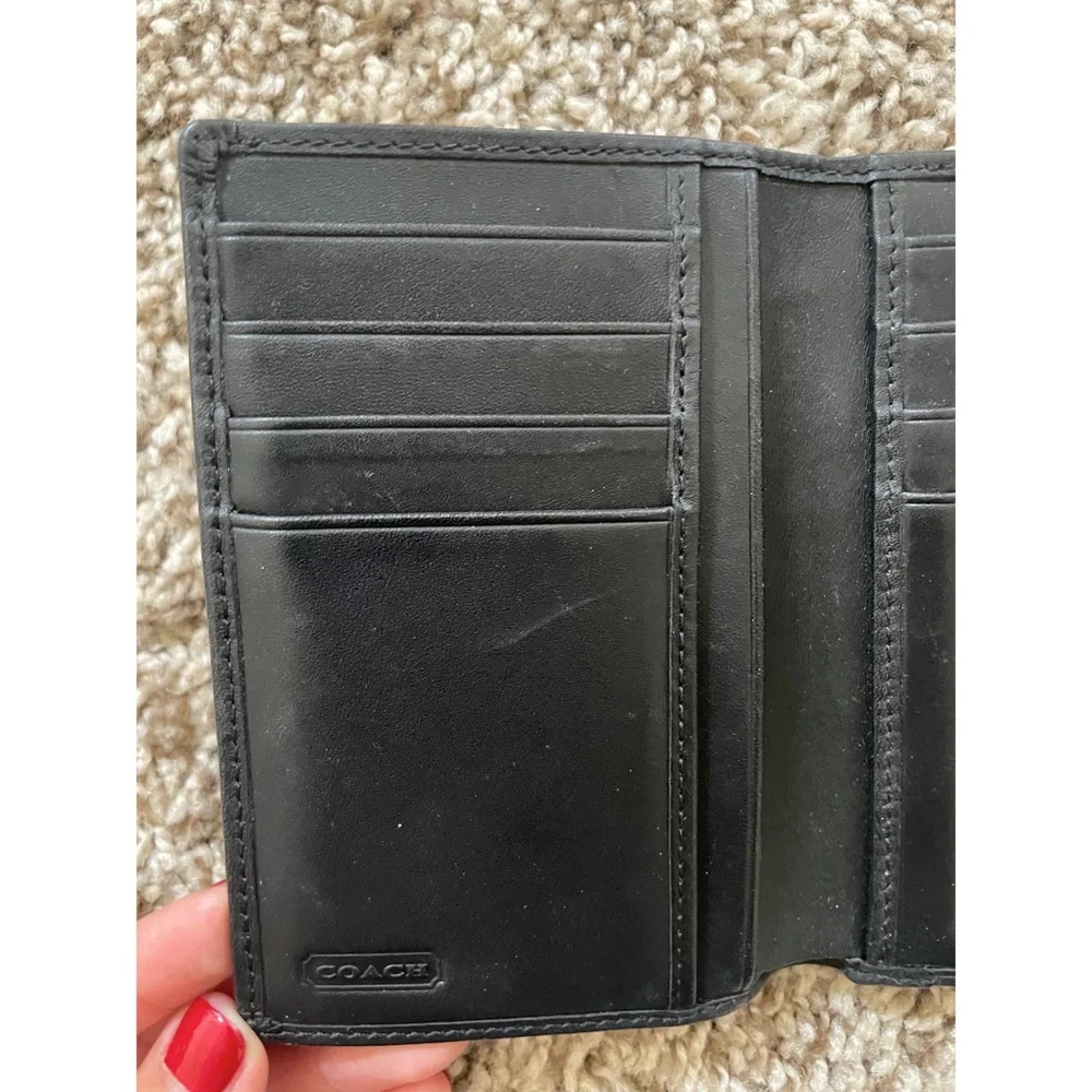 Coach Wallet - Picture 5 of 9